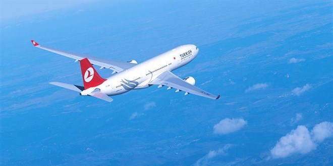 Yunanistan'dan İstanbul'a hareket eden uçak Selanik'e acil iniş yaptı