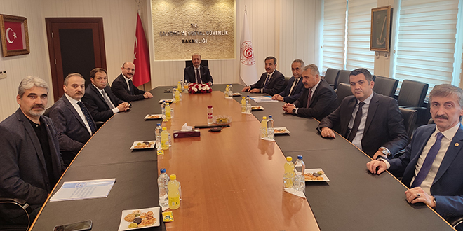 Kamu-Sen Başkanı Kahveci, Bakan Bilgin'i ziyaret etti