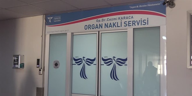 Ani gelişen karaciğer yetmezliğinden ablasından yapılan nakille kurtuldu