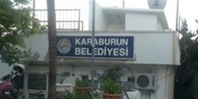 Belediye Bakan ile 4 sana 'kilitli parke' davasndan beraat