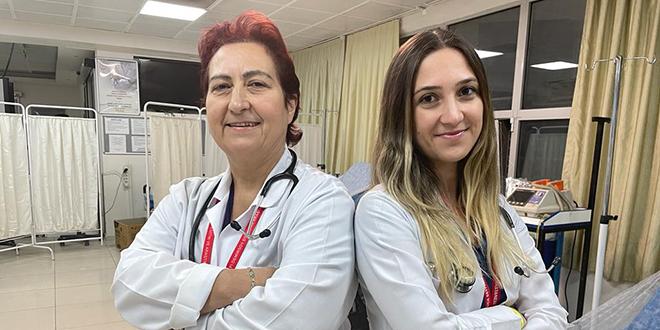 Kızıyla aynı hastanede çalışan 33 yıllık doktordan genç meslektaşlarına öneriler