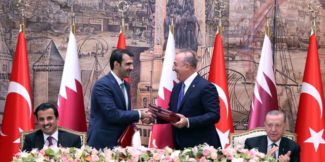 Katar emiri Türkiye'de: 11 anlaşma daha imzalandı