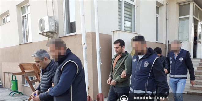 Yunanistan'a kaarken yakalanan 2 FET hkmls tutukland