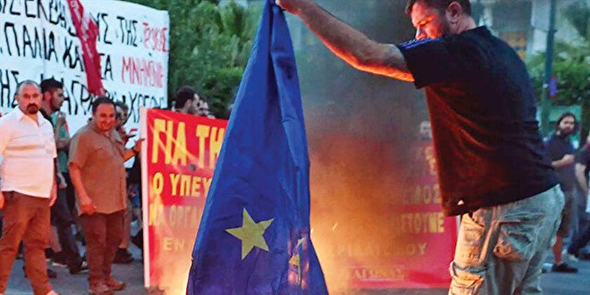Avrupa'nın sınırları dikiş tutmuyor: AB dağılıyor