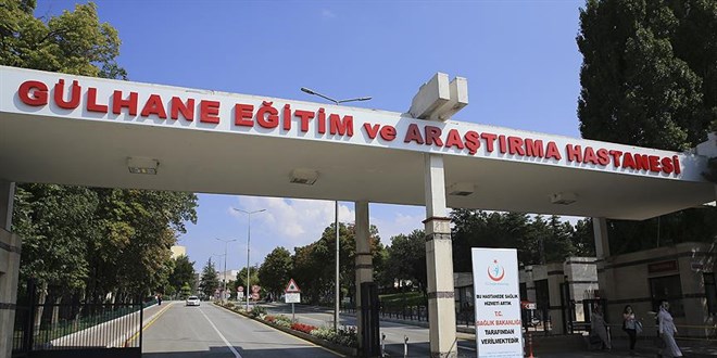 Gülhane Hastanesinde görevli Doç. Dr. Peker, trafik kazasında hayatını kaybetti