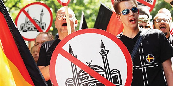 Müslümanlara yönelik küresel nefret ABD'den yayılıyor