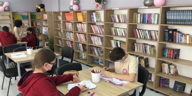 Okul kütüphanelerindeki kitap sayısı 103 milyonu aştı