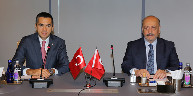 Bakan Bilgin, işveren temsilcileriyle asgari ücret ve EYT'yi görüştü