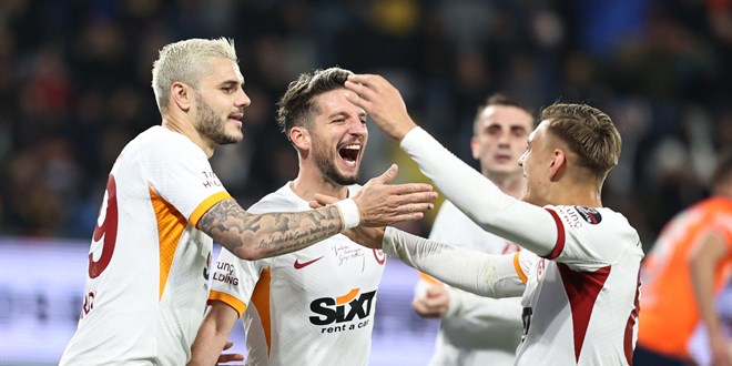 Aslan, Başakşehir'i 'yedi' bitirdi!