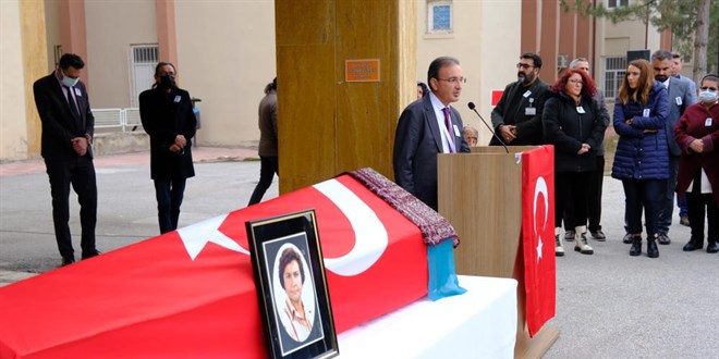 Vefat eden akademisyen son yolculuğuna uğurlandı