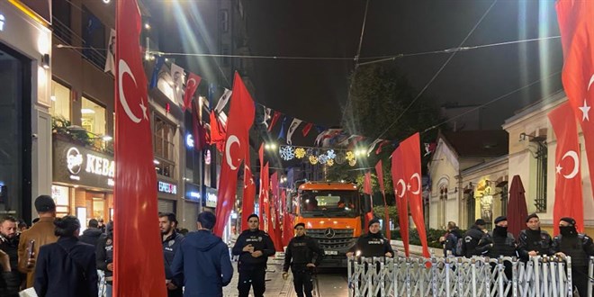 İstiklal Caddesi yaya trafiğine kapatıldı