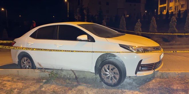 Direksiyon başında kalp krizi geçiren sürücü öldü