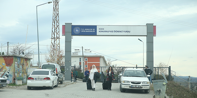Düzce Üniversitesinde eğitime 4 Aralık'a kadar ara verildi