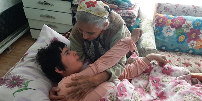 Teyze ve yeğeninin ağlatan dramı