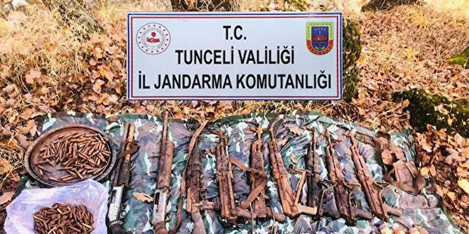Tunceli'de terör operasyonunda silah ve mühimmat ele geçirildi