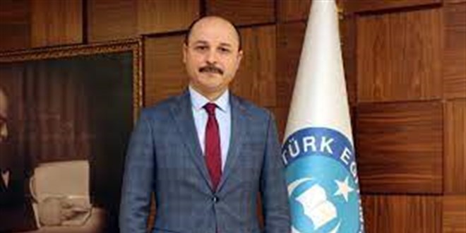 Talip Geylan: Dört yıllık öğretmen 8 bin 584,56 lira maaş alıyor