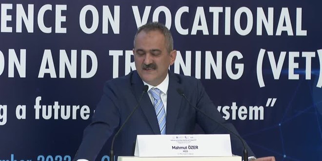 'Hedefimiz 81 ilde en az bir tane Engelsiz Halk Eğitim Merkezi açmak'