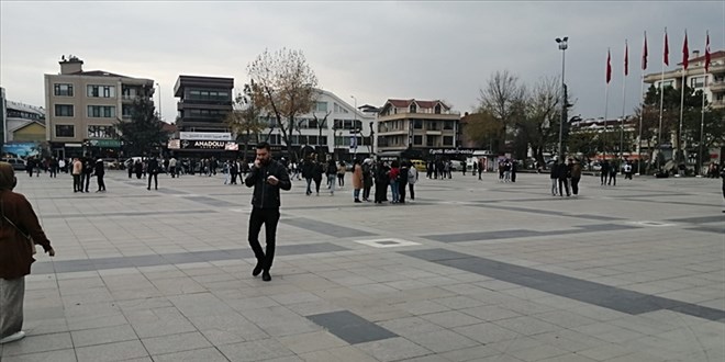 Düzce'de deprem yaralarının sarılması için 6 ay süreyle 200 kişiye istihdam