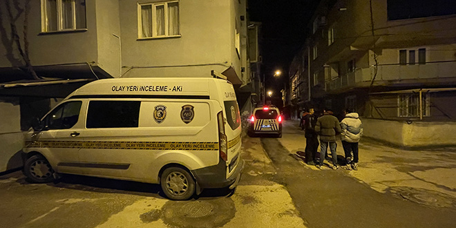Bursa'da 26 yaşındaki genç evinde ölü bulundu