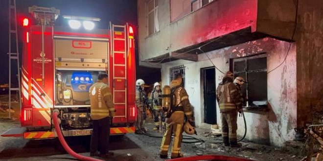 İtfaiyeyi iki kez alarma geçirdi: Eşine kızıp evini yaktı