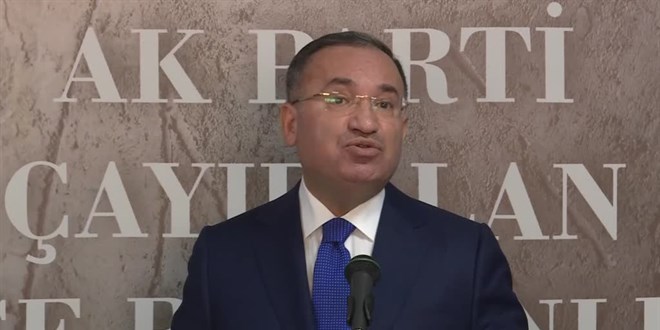 'Hükümeti doğrudan seçme hakkını Türk halkından geri alıyorlar'
