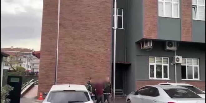 Yalova'da kopya düzeneğiyle ehliyet sınavına giren kişi yakalandı