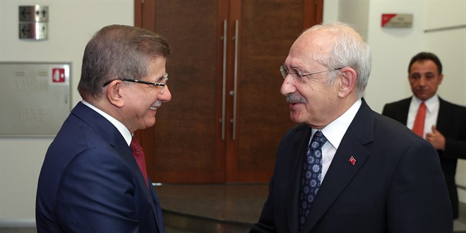 Kılıçdaroğlu, Gelecek Partisi Genel Başkanı Davutoğlu ile bir araya geldi