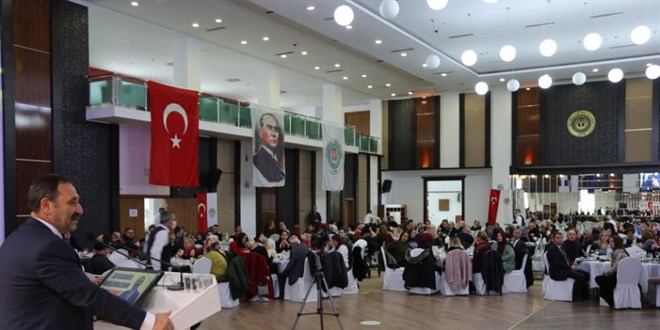 Enver Demirel, mahalle sakinleriyle buluştu