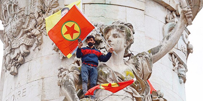 40 yllk karargah Paris: Fransa PKK'y kendi elleriyle besleyip bytt