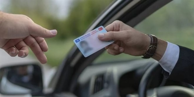 Bugünden itibaren geçerli! İşte kalem kalem trafik cezaları