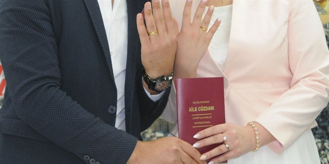 Boşanma eşiğindeki eşleri ilgilendiren emsal karar