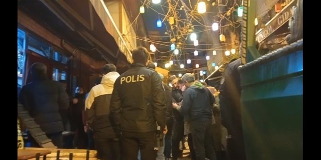 Fatih'te ortaklar arasında çıkan kavgada kan aktı: 1 ölü