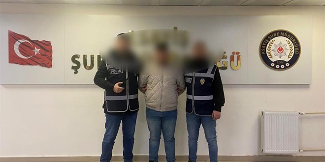 Kendilerini polis olarak tanıtıp 'FETÖ' yalanıyla dolandırdılar