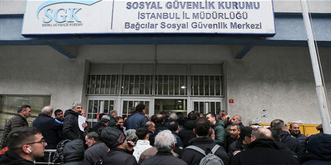 EYT'yi kıl payı kaçıranlar için bir ihtimal daha var! İşte masadaki seçenek