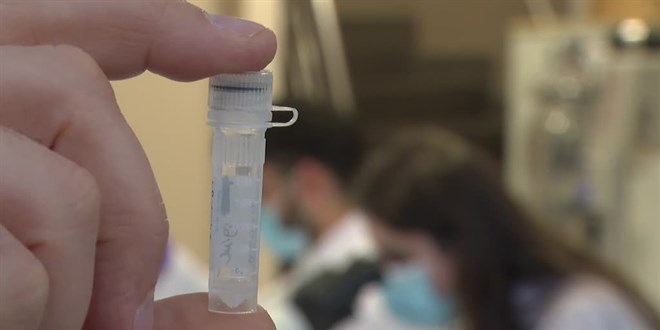 Ege Üniversitesinde geliştirilen Kovid-19 DNA aşısında insan deneyi aşamasına gelindi