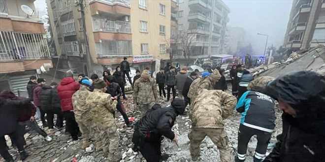 Gaziantep Valisi Davut Gül: Kent genelinde 531 göçük var