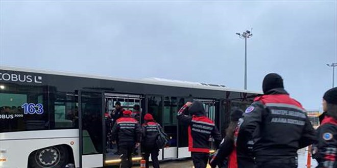 İstanbul'dan deprem bölgesine arama kurtarma ve yardım malzemeleri yola çıktı