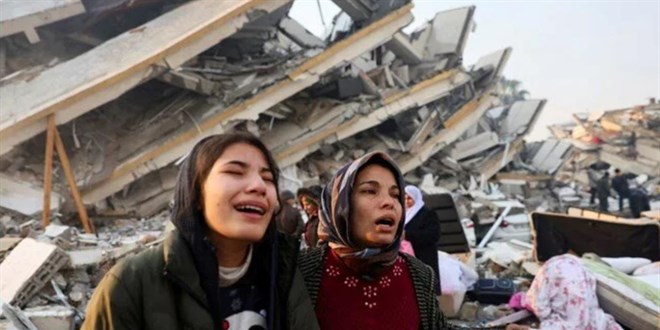 Japon Profesör Shinji: Türkiye'deki deprem dünyanın en büyük kara depremlerinden biri