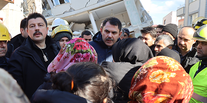 Bakan Kurum: Yıkılan binalarda kusur bulunup bulunmadığı tutanak altına alınıyor