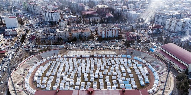 Depremden etkilenen illerden 28 bin 44 kişi tahliye edildi
