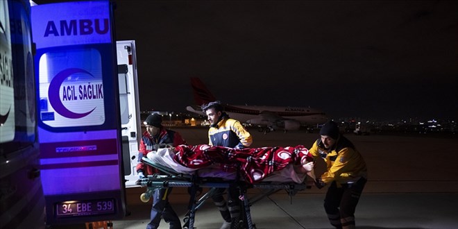Deprem bölgelerinden İstanbul'a sevk edilen hastalardan 8 bin 618'i taburcu oldu