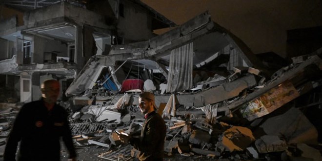 Hatay'daki depremde 6 can kayb, 294 yaral