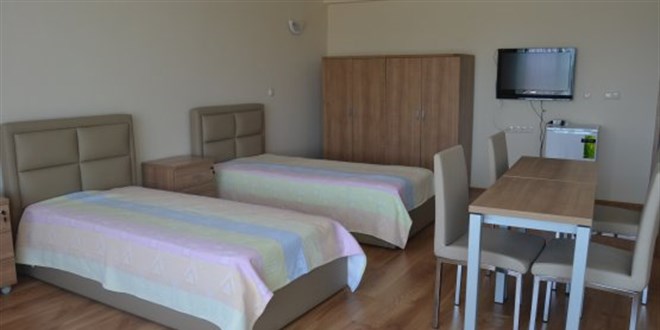 Depremzedeler, kurumların konaklama ve yemek hizmetlerinden ücretsiz yararlanacak