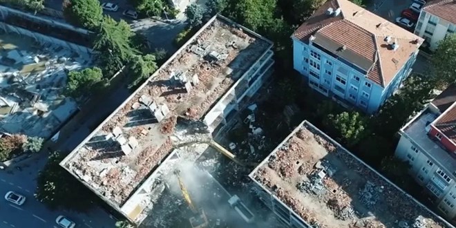 'Büyükçekmece'de eski yönetmeliğe göre yapılmış bütün binaları yıkıyoruz'