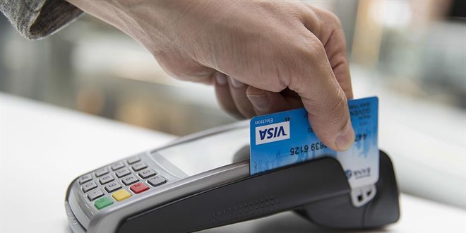 Kredi kartının limiti doldu, bankaya gittiğinde dolandırıldığını öğrendi