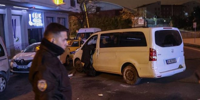 Kendi kullandığı aracın altında kaldı