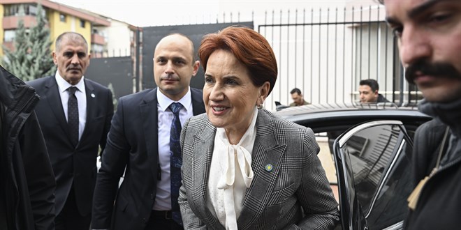 İYİ Parti Genel Başkanı Akşener partisinin yöneticiyleriyle görüşecek