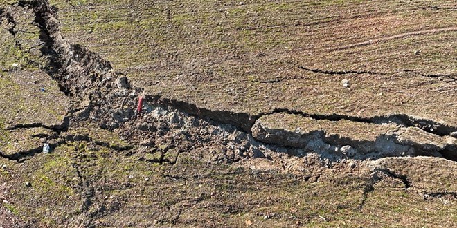 Afet sonrası yeni faylar mı oluşuyor? Deprem uzmanı cevapladı