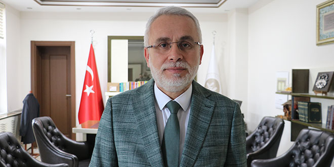 Din görevlileri maaşlarından 12 ay boyunca deprem bölgesine yardım yapacak