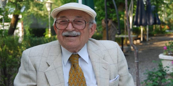 Eski bakanlardan Vefa Tanır vefat etti